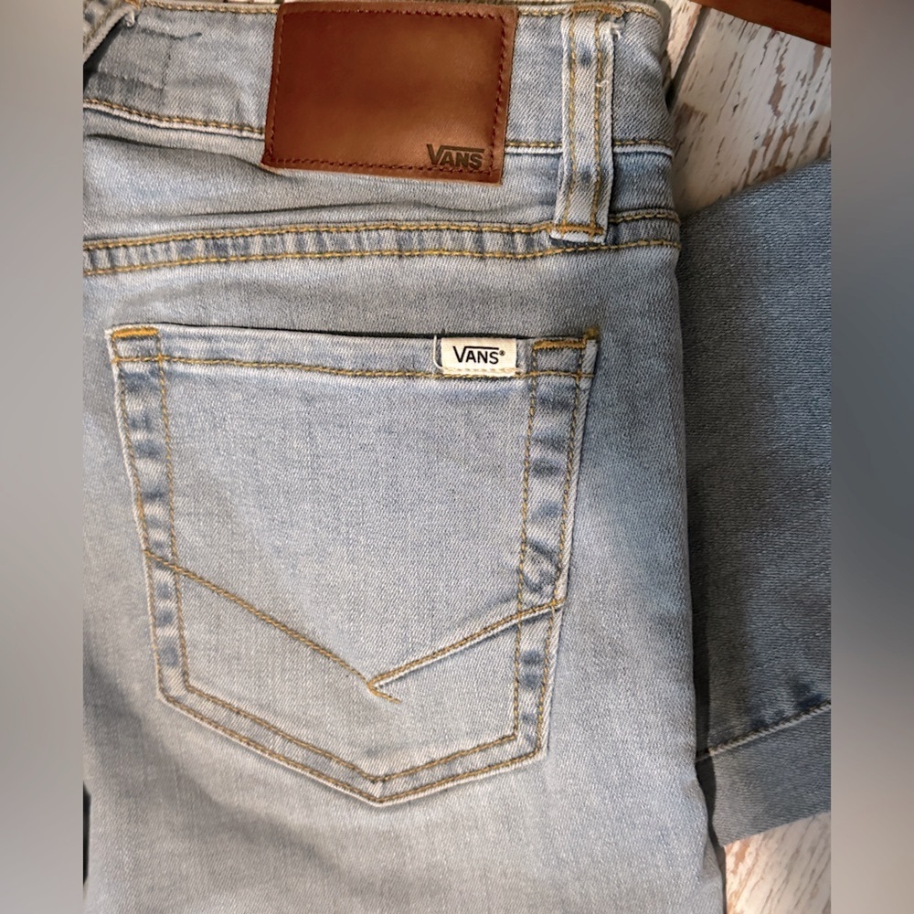 VANS | Women Distressed Denim Cut Off Jeans | Size: 3 / 26